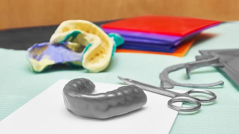 custom making mouthguard